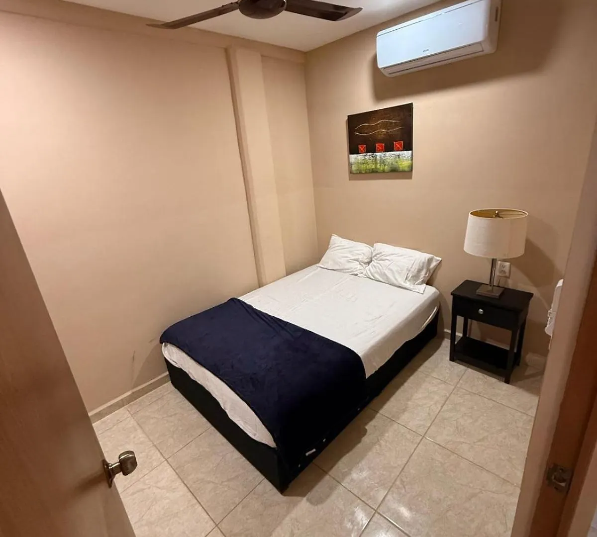 Ferienwohnung Torre 70, Departamento 11 Playa del Carmen Apartment